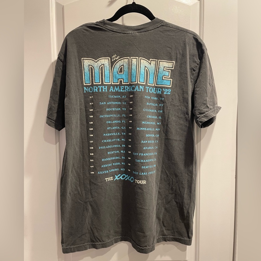 🦋 The Maine Official 2022 North American Tour Butterfly Shirt - Picture 6 of 7